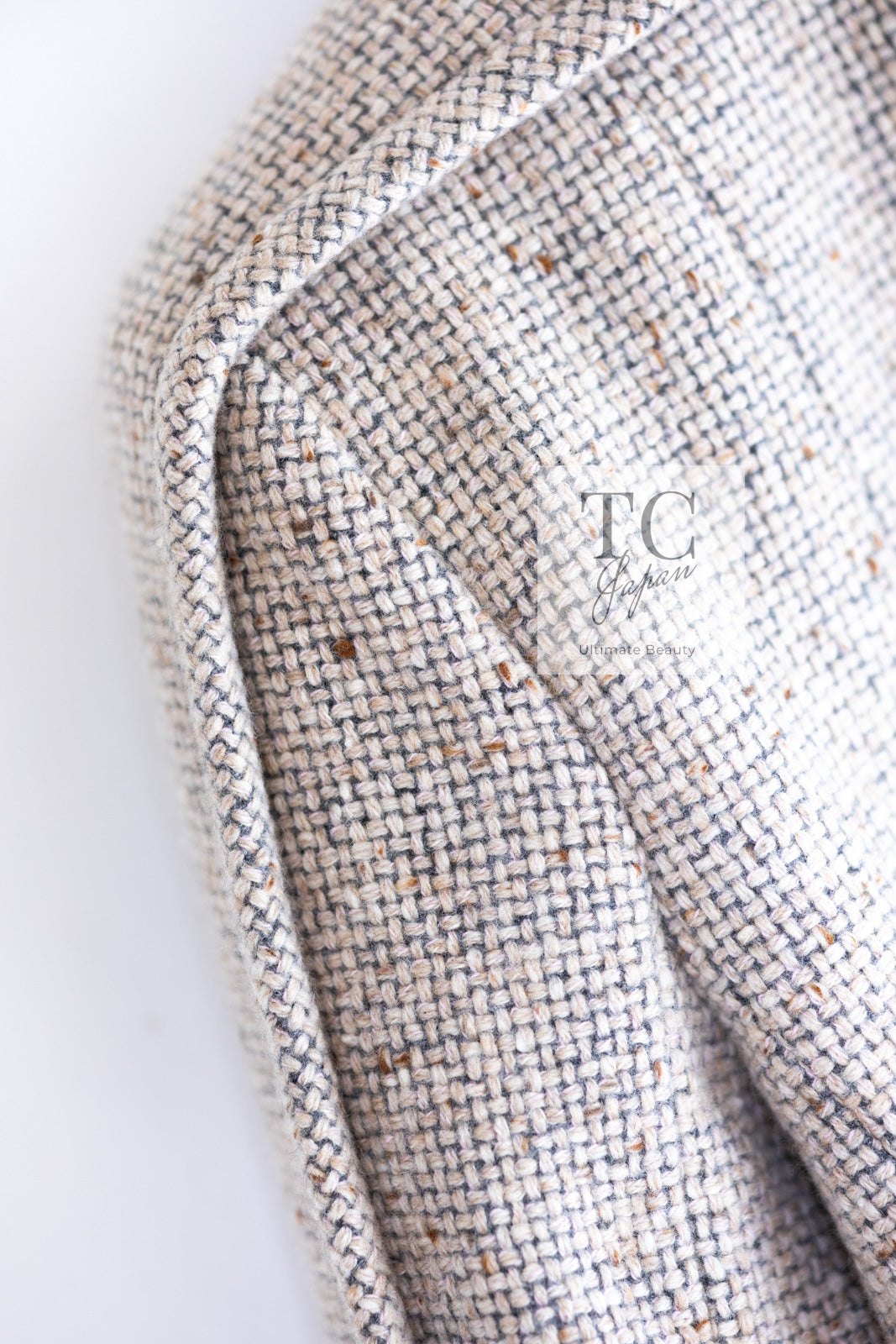 CHANEL 03A Beige Nude Stand Collar Cashmere 100 Tweed Jacket 38 40 シャネル ベージュ ヌード スタンド襟 カシミア 100 ツイード ジャケット 即発