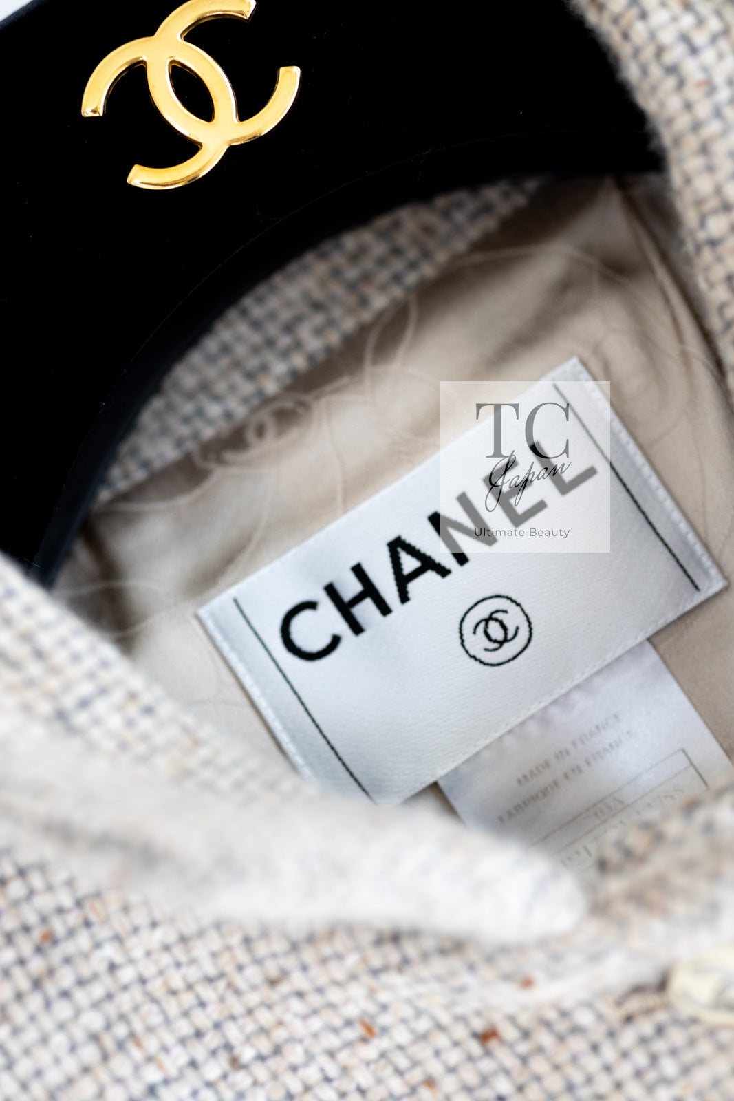 CHANEL 03A Beige Nude Stand Collar Cashmere 100 Tweed Jacket 38 40 シャネル ベージュ ヌード スタンド襟 カシミア 100 ツイード ジャケット 即発