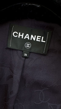 CHANEL 17B Navy Black BIG CC Logo Belt Jacket Coat 36 シャネル ネイビー・ブラック・ビッグ CCロゴベルト付 ノーカラー ジャケット コート 即発