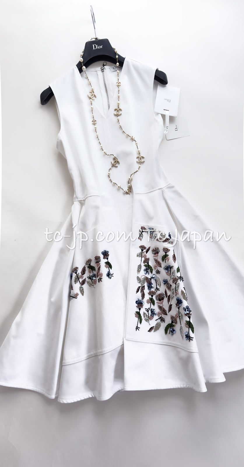 Christian Dior White EmbellishedDress 36 クリスチャン ディオール ホワイト・刺繍・ビーズ・ドレス・ワンピース 即発