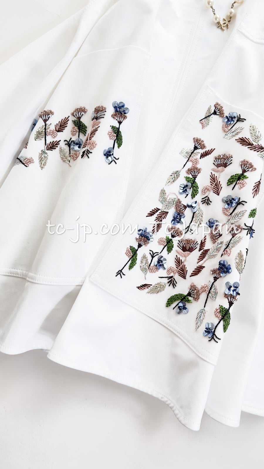 Christian Dior White EmbellishedDress 36 クリスチャン ディオール ホワイト・刺繍・ビーズ・ドレス・ワンピース 即発