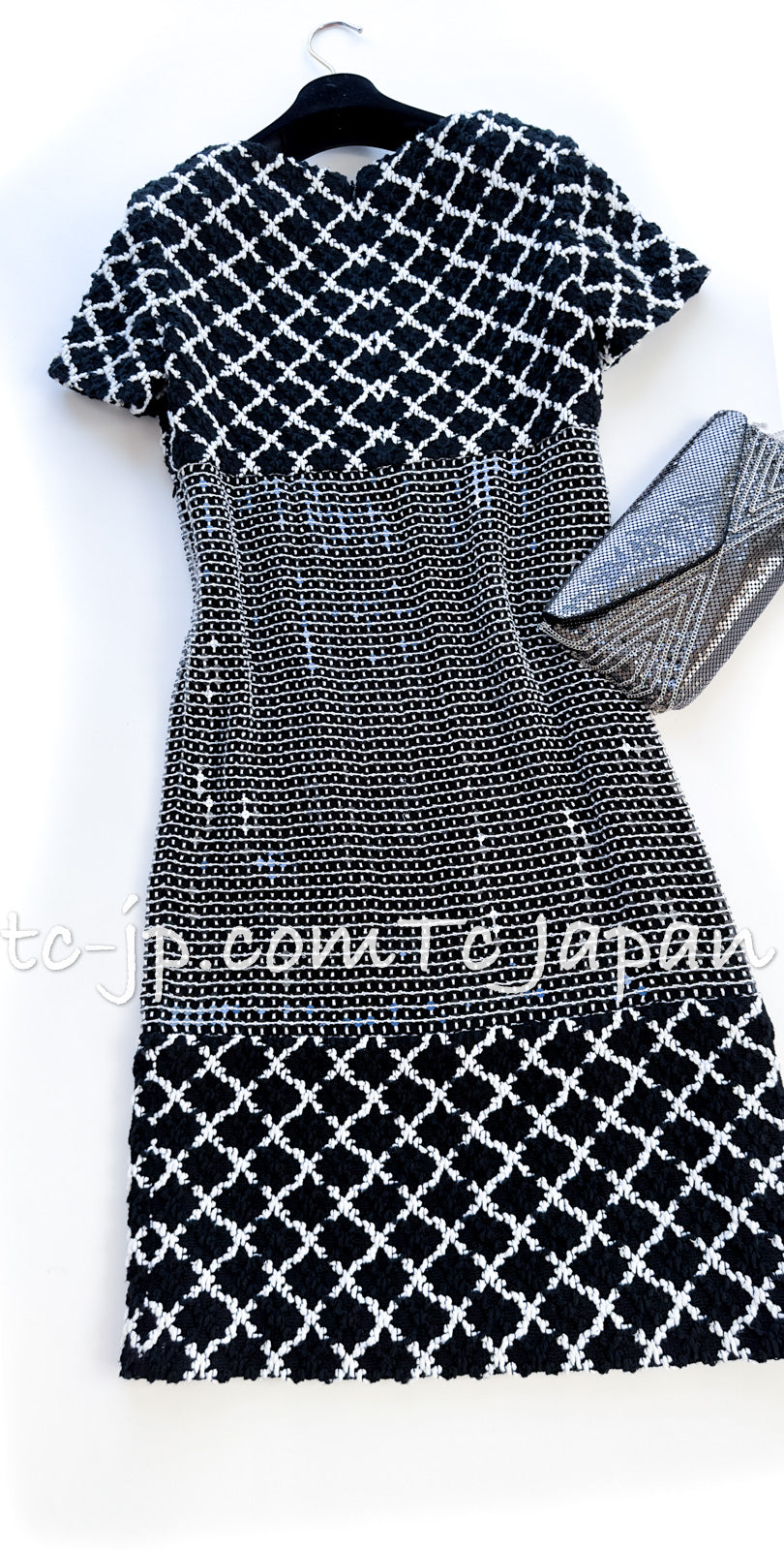 CHANEL 09S Black White Sequin Dress 36 シャネル ブラック ホワイト スパンコール ワンピース 即発