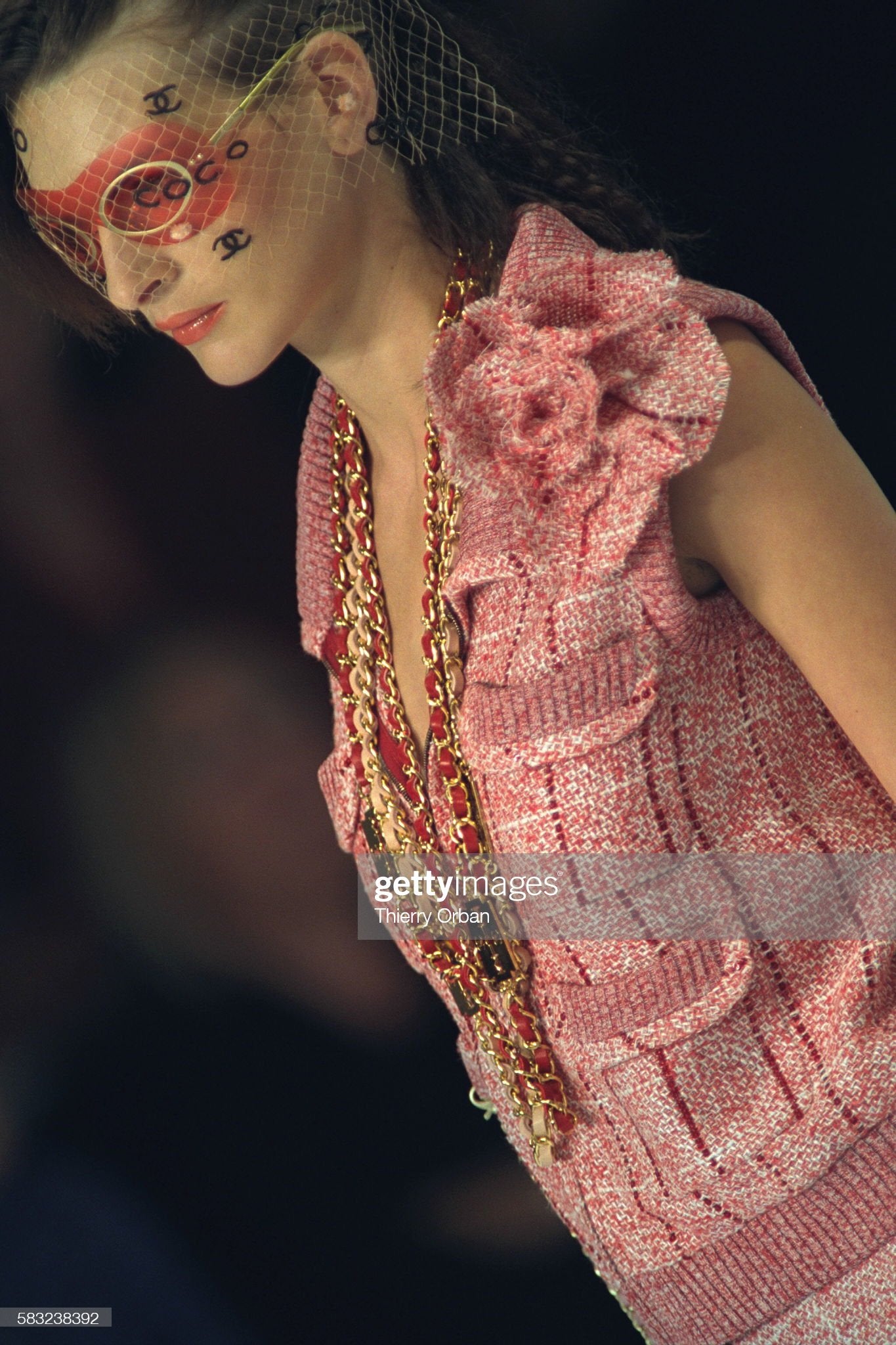 CHANEL 01S Beige Navy Knit Sequin Vest Tops 38 シャネル ベージュ ネイビー スパンコール ニット ベスト トップス 即発