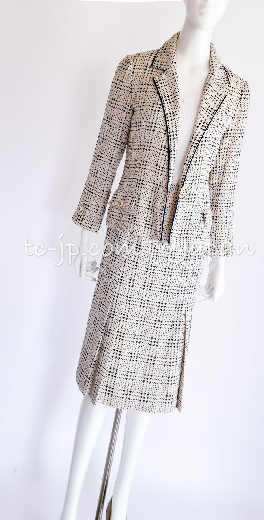 CHANEL 80's Vintage White Navy Silk Jacket Skirt Suit 34 シャネル ヴィンテージ ホワイト ネイビー シルク ジャケット スカート スーツ 即発