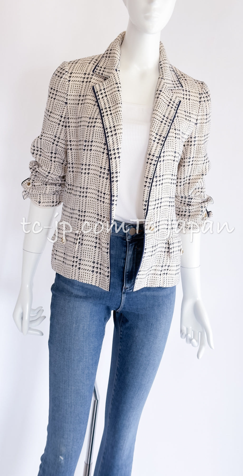 CHANEL 80's Vintage White Navy Silk Jacket Skirt Suit 34 シャネル ヴィンテージ ホワイト ネイビー シルク ジャケット スカート スーツ 即発