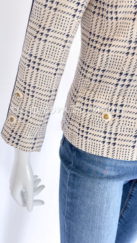 CHANEL 80's Vintage White Navy Silk Jacket Skirt Suit 34 シャネル ヴィンテージ ホワイト ネイビー シルク ジャケット スカート スーツ 即発