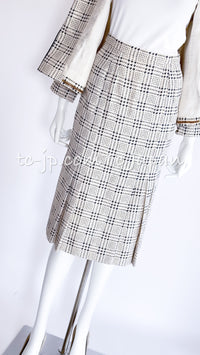 CHANEL 80's Vintage White Navy Silk Jacket Skirt Suit 34 シャネル ヴィンテージ ホワイト ネイビー シルク ジャケット スカート スーツ 即発