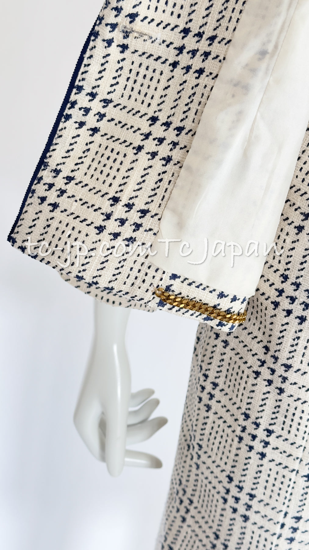 CHANEL 80's Vintage White Navy Silk Jacket Skirt Suit 34 シャネル ヴィンテージ ホワイト ネイビー シルク ジャケット スカート スーツ 即発