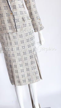 CHANEL 80's Vintage White Navy Silk Jacket Skirt Suit 34 シャネル ヴィンテージ ホワイト ネイビー シルク ジャケット スカート スーツ 即発