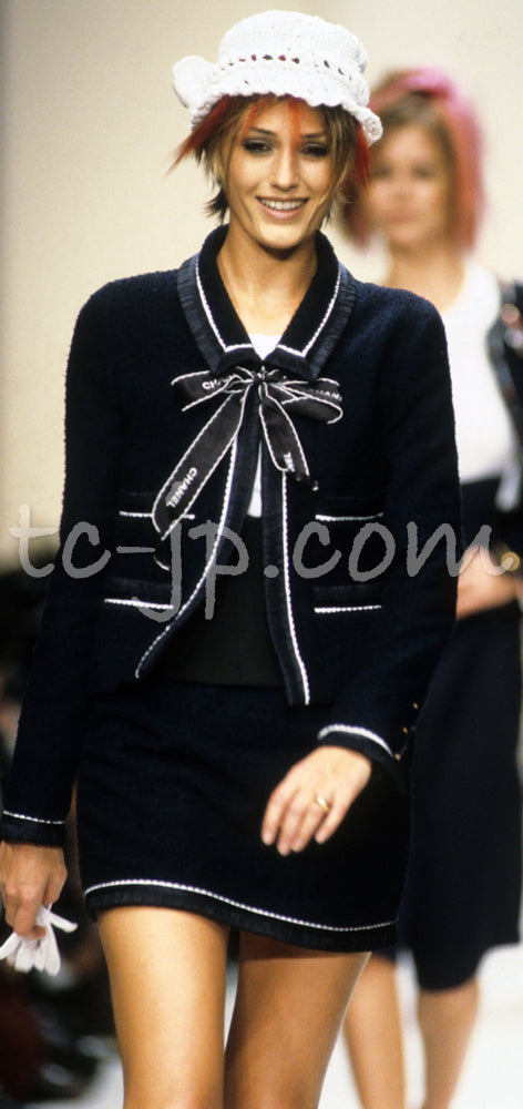 CHANEL 94S Navy "BLACKPINK" Jennie Cotton Tweed Jacket Skirt Suit 34 36 38 42 シャネル ネイビー "ブラックピンク"のジェニー コットン ツイード ジャケット スカート スーツ 即発