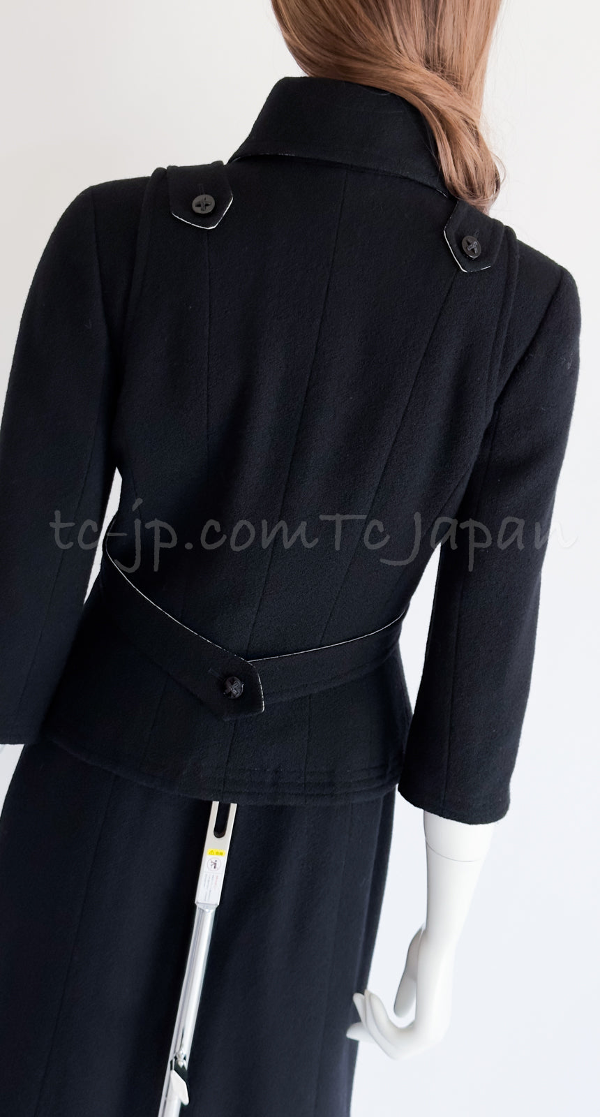 CHANEL 06A Black Wool Tweed Jacket Skirt Suit 38 シャネル ブラック ウール ジャケット スカート スーツ 即発