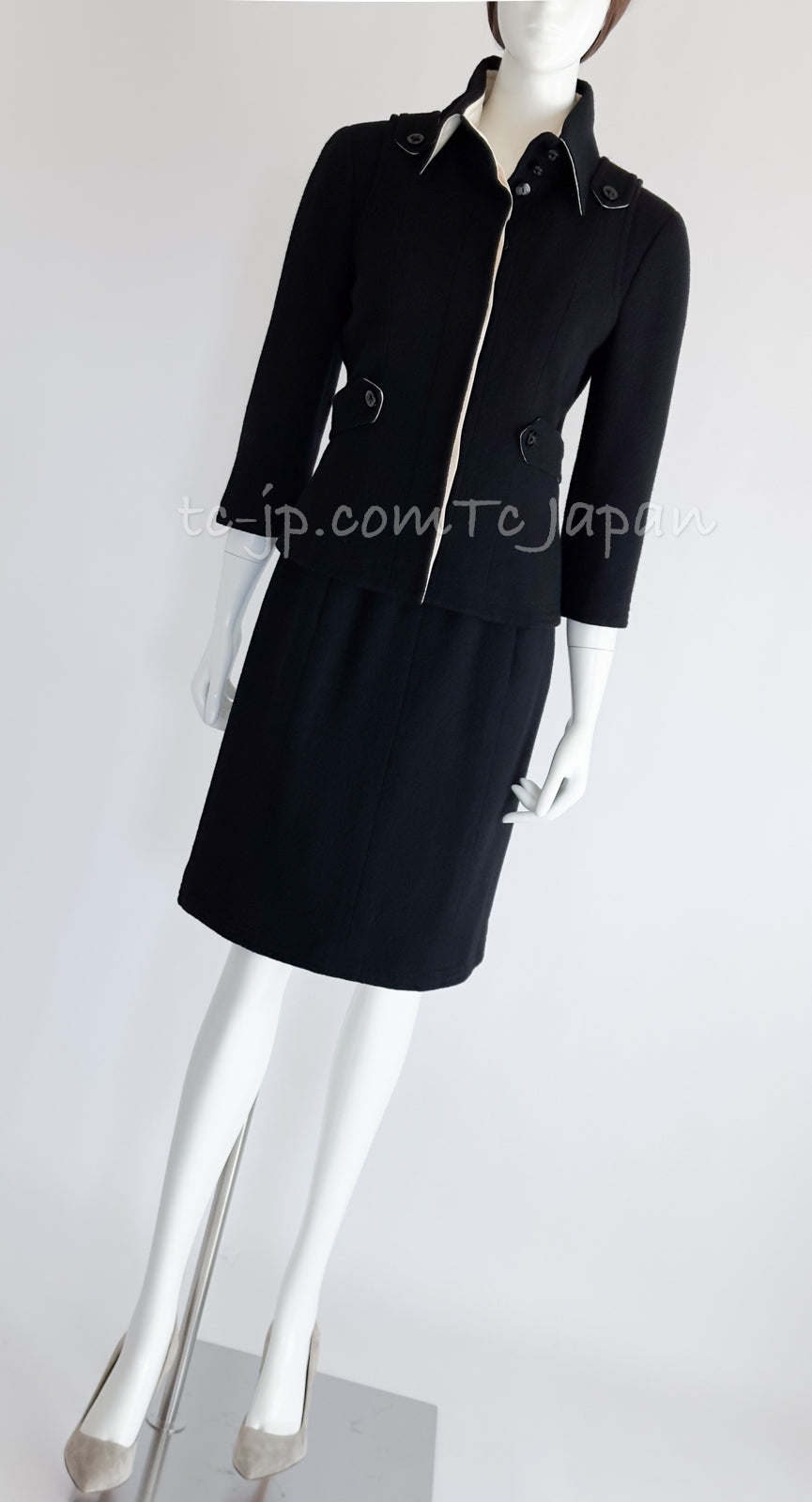 CHANEL 06A Black Wool Tweed Jacket Skirt Suit 38 シャネル ブラック ウール ジャケット スカート スーツ 即発