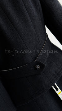 CHANEL 06A Black Wool Tweed Jacket Skirt Suit 38 シャネル ブラック ウール ジャケット スカート スーツ 即発
