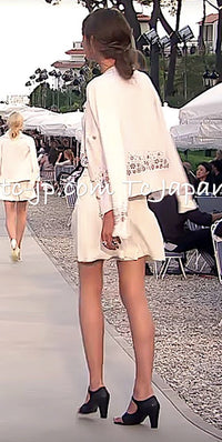 CHANEL 12C Ivory Cashmere 100% Swarovski Sweater Cardigan 34 36 38 シャネル アイボリー スワロフスキー カシミア セーター カーディガン 即発