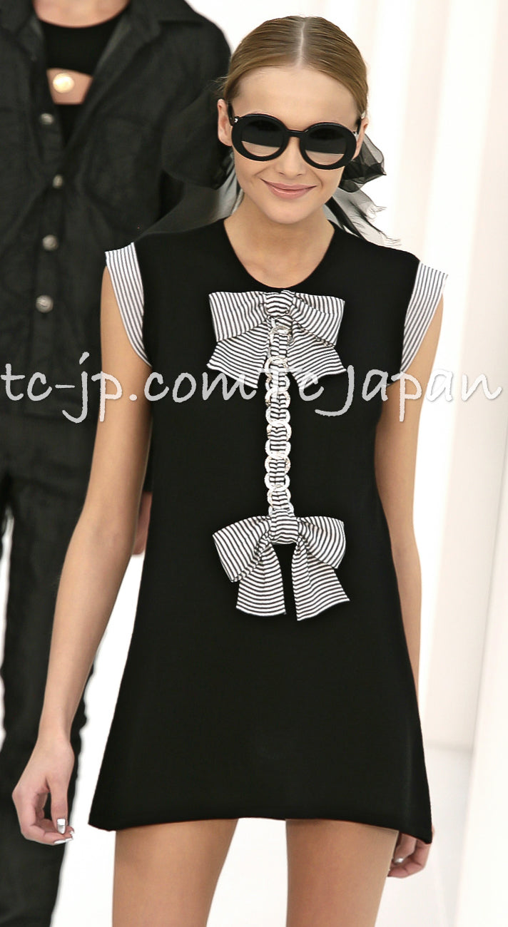 CHANEL 07S Black White Cashmere Silk Celebrity Bow Knit Tops 34 36 シャネル ブラック カシミア シルク セレブのリボン ニット トップス 即発