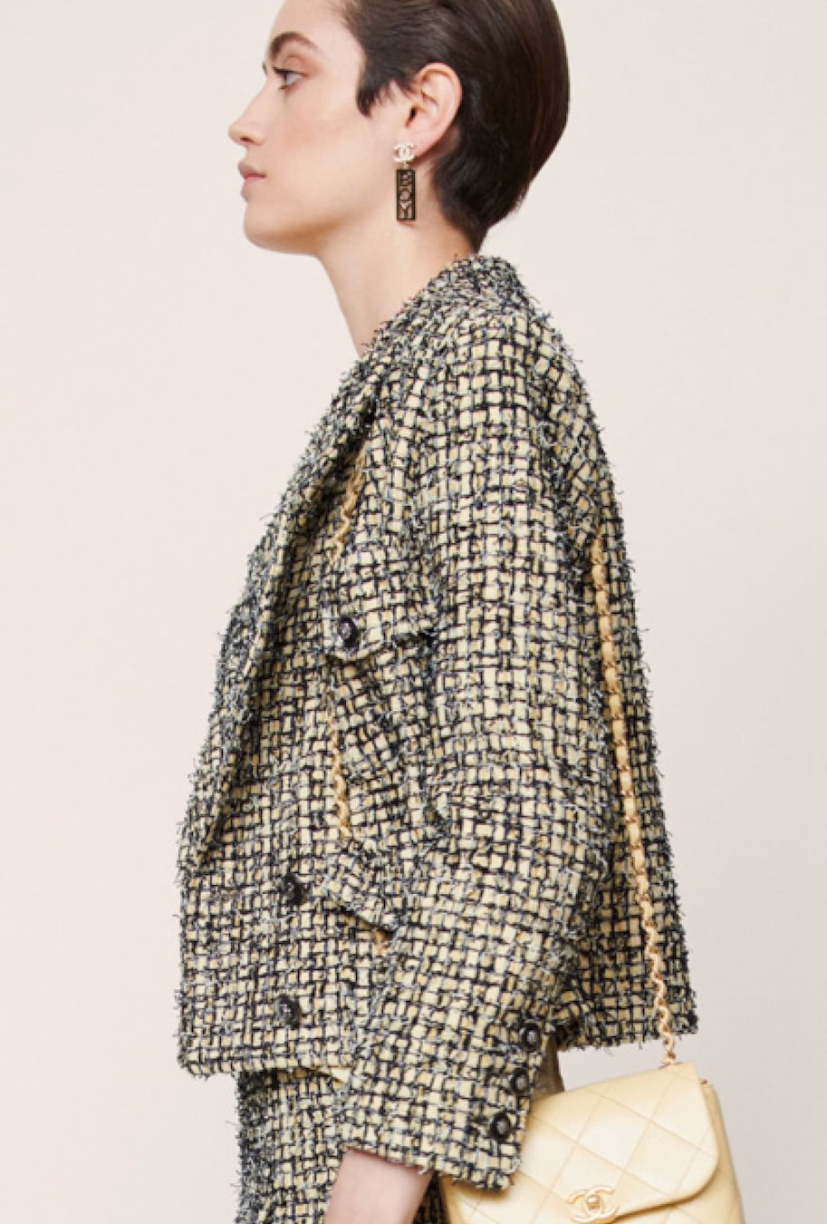 CHANEL 22PS Yellow Black Lion Button Double Jacket 38 40 シャネル イエロー ブラック ライオン ボタン ダブル ジャケット 即発