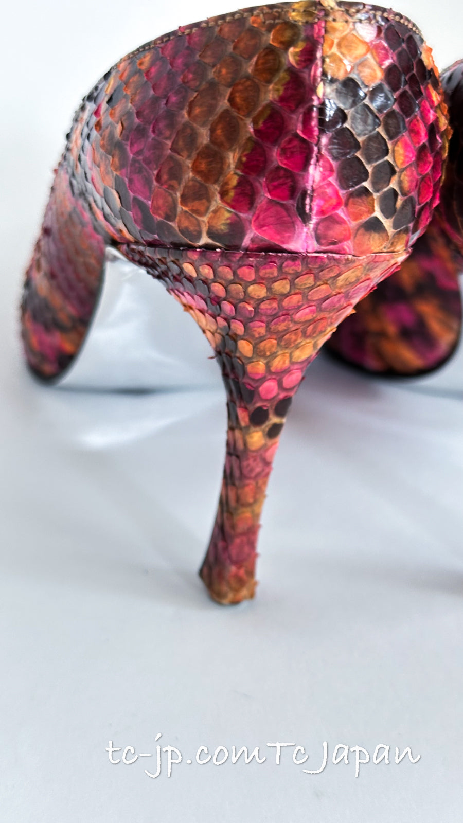CHANEL 00T Python Leather Pants Pumps Heels Shoes 40 シャネル 高級パイソン レザー パンツ パンプス ヒール シューズ 即発
