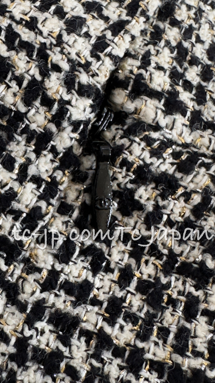 CHANEL 10C Black Ivory Gold Stand Collar Tweed Jacket Skirt Suit 34 40 シャネル ブラック アイボリー ゴールド スタンドカラー ツイード ジャケット スカート スーツ 即発