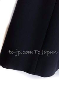 CHANEL 02A Dark Navy Rhinestones Vintage Wool Jacket Skirt Suit 38 40 42 シャネル ダークネイビー・ウール・ヘップバーン風・ラインストーン・王冠ジャケット 即発