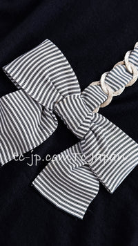 CHANEL 07S Black White Cashmere Silk Celebrity Bow Knit Tops 34 36 シャネル ブラック カシミア シルク セレブのリボン ニット トップス 即発