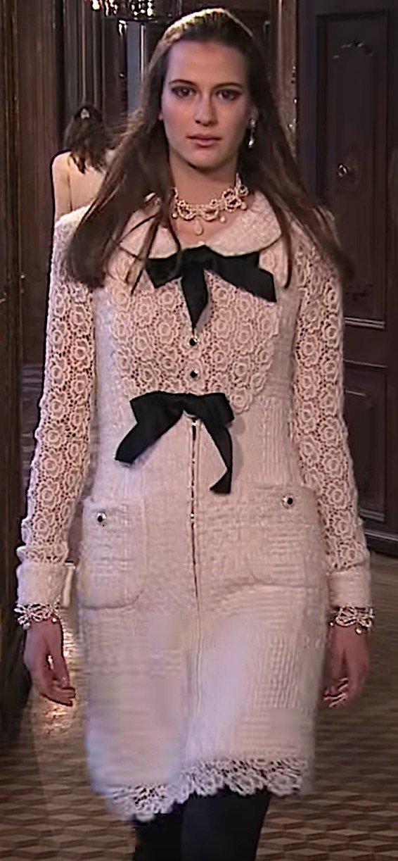 CHANEL 15PF Ivory Creme Cashmere Camellia Dress 38 42 シャネル アイボリー クリーム  カシミヤ カメリア ワンピース 即発