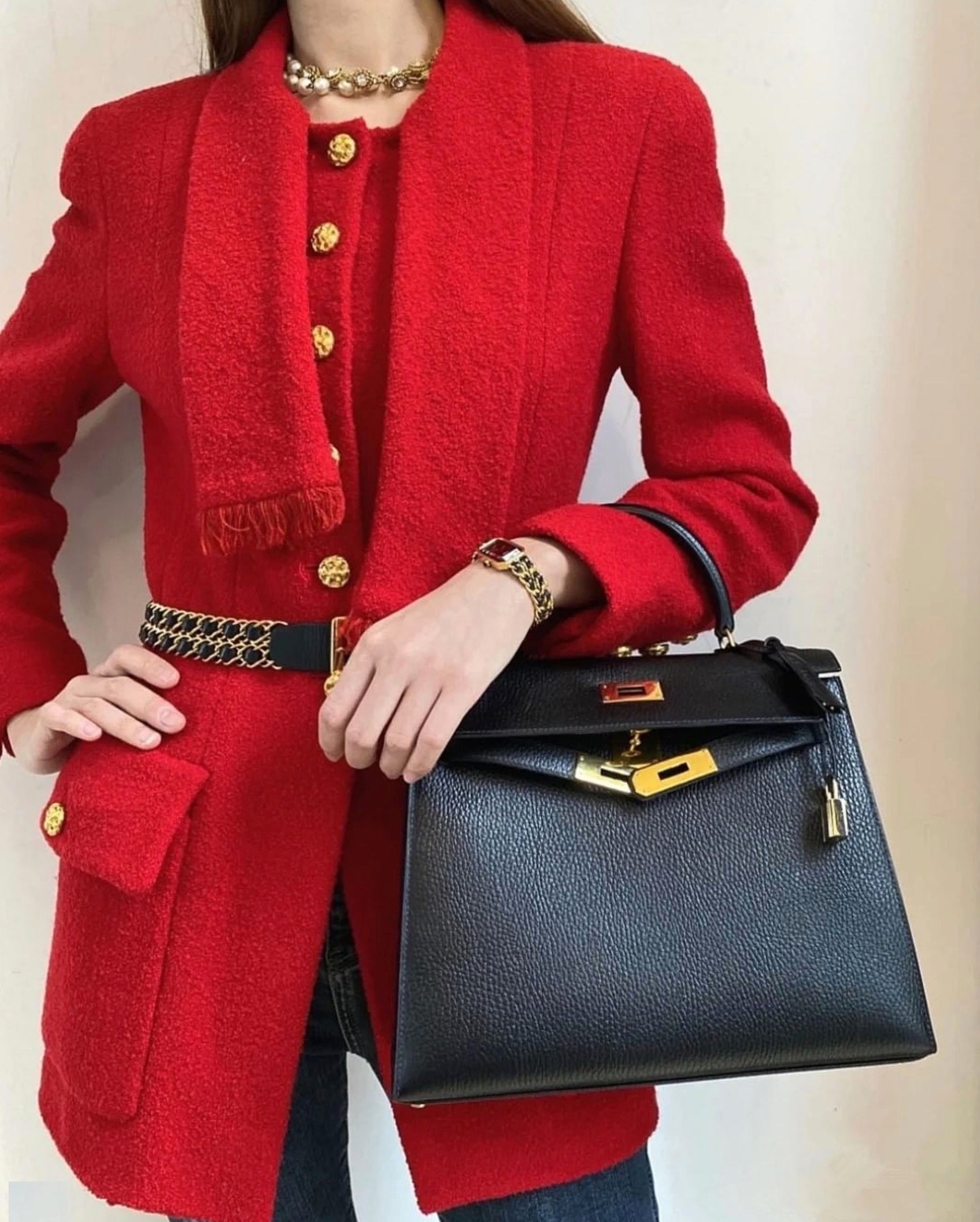 CHANEL 92A Iconic Collectible Scarlet Red Wool Tweed Jacket Basket Gold Button 36 38 シャネル スカーレット レッド コレクター限定品 ウール ツイード ジャケット バスケットボタン 即発