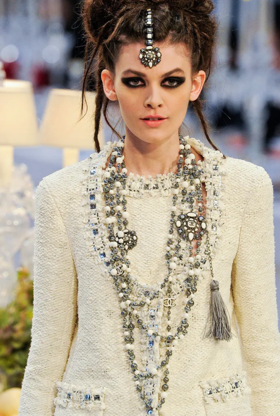CHANEL 12PF Gripoix Button Ivory Tweed Jacket 36 38 シャネル グリポア宝石ボタン・アイボリー・ツイード・ジャケット 即発