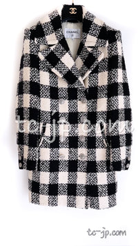 CHANEL 16PF Ivory Black Wool Silk Double Tweed Coat 34 36 38 40 シャネル アイボリー ブラック ウール シルク チェック ツイード コート メンズも!即発