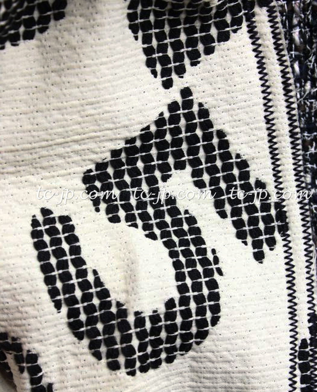 CHANEL 06S Gray Beige CC Logo Tweed Jacket Skirt Suit 38 シャネル CCロゴ グレー ベージュ ツイード ジャケット スカート スーツ 即発