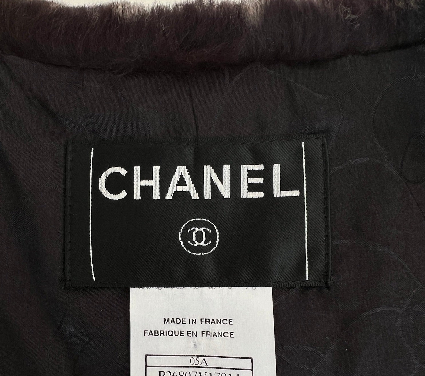 CHANEL 05A Black Charcoal Rabbit Fur trim Jacket Skirt Suit 38 42 シャネル ブラック・チャコール グレー・ラビット ファー ・ジャケット・スカート・スーツ 即発