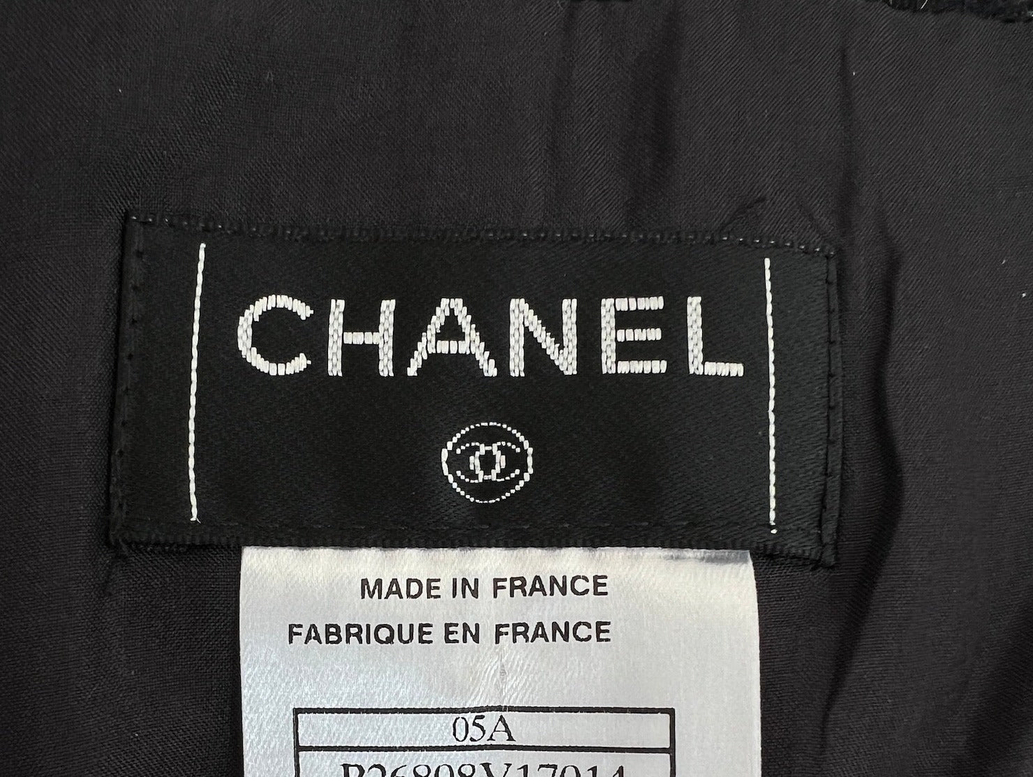 CHANEL 05A Black Charcoal Rabbit Fur trim Jacket Skirt Suit 38 42 シャネル ブラック・チャコール グレー・ラビット ファー ・ジャケット・スカート・スーツ 即発
