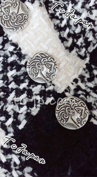 CHANEL 16PF Ivory Black Wool Silk Double Tweed Coat 34 36 38 40 シャネル アイボリー ブラック ウール シルク チェック ツイード コート メンズも!即発
