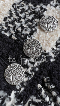 CHANEL 16PF Ivory Black Wool Silk Double Tweed Coat 34 36 38 40 シャネル アイボリー ブラック ウール シルク チェック ツイード コート メンズも!即発