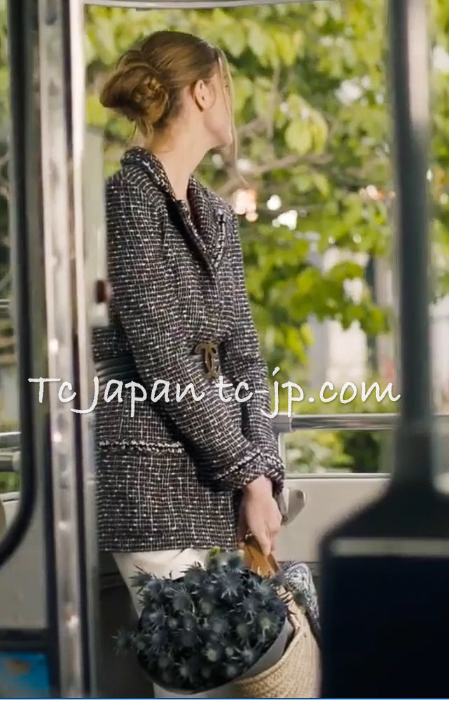 CHANEL 17B Black White Tweed Jacket Coat 38 シャネル ブラック・ホワイト・ツイード・ジャケット・コート