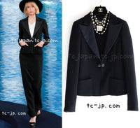 CHANEL 09C Black Wool Silk Collar Jacket Heart CC Button 34 シャネル ブラック CC ハート ボタン ウール シルク襟 ジャケット 即発