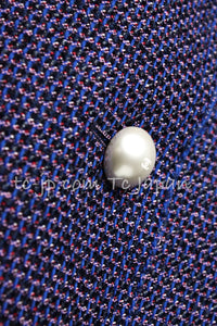 CHANEL 13S Indigo Navy Purple Pink Pearl Big CC Button Tweed Jacket 38 シャネル インディゴネイビー・パープル・ピンク・パール ビッグ CC ボタン・ノーカラー ツイード・ジャケット 即発