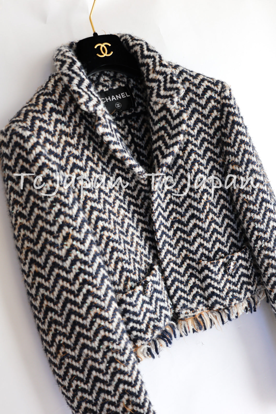 CHANEL 19A Navy Ivory Mix Tweed Cropped Fringe Jacket 38 シャネル アイボリー ネイビー シェベロン クロップド フリンジ ミックス ツイード ジャケット 即発