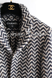 CHANEL 19A Navy Ivory Mix Tweed Cropped Fringe Jacket 38 シャネル アイボリー ネイビー シェベロン クロップド フリンジ ミックス ツイード ジャケット 即発