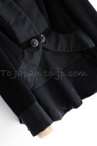 CHANEL 10A Black Alpaca Wool Gripox Buttons Jacket 38 シャネル ブラック アルパカ ウール グリポワ 宝石ボタン ペプラム ジャケット 即発