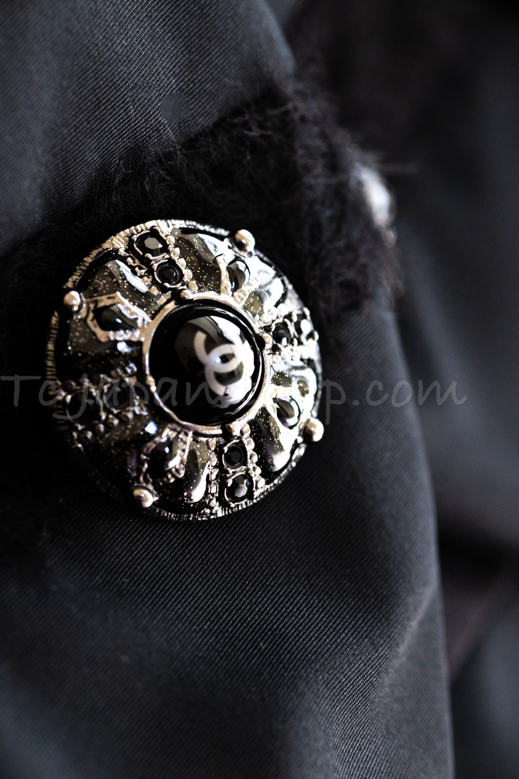 CHANEL 10A Black Alpaca Wool Gripox Buttons Jacket 38 シャネル ブラック アルパカ ウール グリポワ 宝石ボタン ペプラム ジャケット 即発
