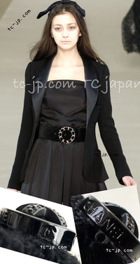 CHANEL 06A Black Wool 100 Tweed Jacket 38 シャネル ブラック ウール100% ツイード ジャケット シルク襟 即発