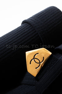 CHANEL 89S Collectible Vintage Navy Wool Belted Tweed Jacket Skirt Suit Gigi 36 38 シャネル 限定版 Gigi ヴィンテージ ネイビー ウール ベルト付 ツイード ジャケット スカート スーツ 即発