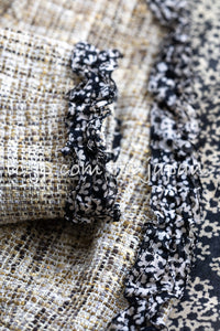 CHANEL 03S Beige Cotton Ruffled Floral Trim Tweed Jacket 36 38 シャネル ベージュ コットン ラッフル フローラルトリム ツイード ジャケット 即発