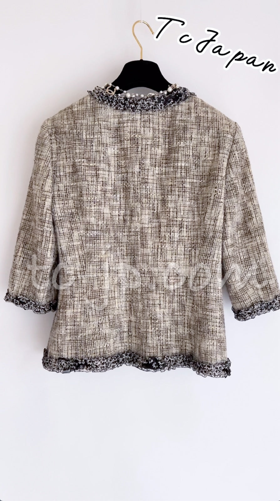 CHANEL 03S Beige Cotton Ruffled Floral Trim Tweed Jacket 36 38 シャネル ベージュ コットン ラッフル フローラルトリム ツイード ジャケット 即発