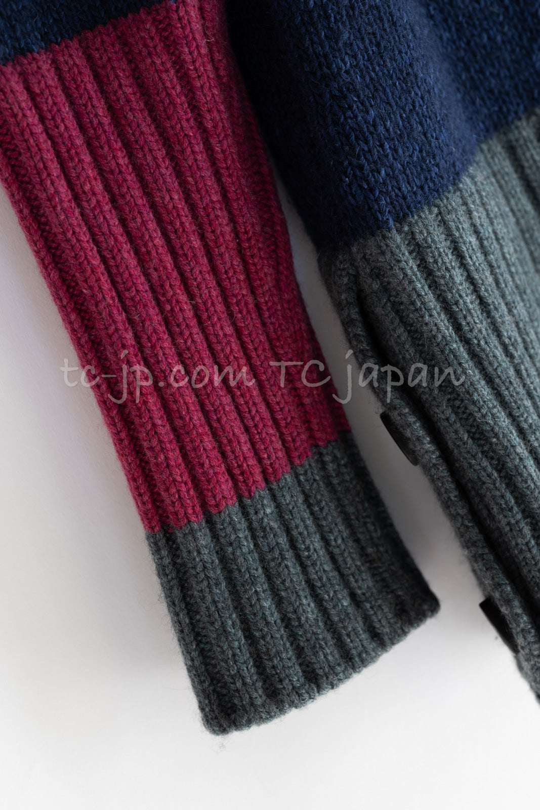 CHANEL 12A Navy Gray Pink Cashmere Wool Knit Sweater CC Logo Buttons 38 シャネル ネイビー グレー ピンク カシミヤ ウール モヘア ニット セーター ココマークボタン 即発
