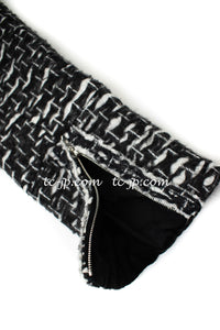 CHANEL 10PF Black White Zipper Stand Collar Jacket Coat 42 シャネル ブラック ホワイト ジッパー スタンド襟 ジャケット コート 即発