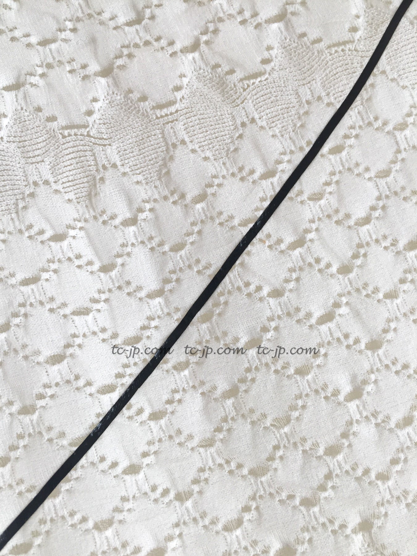 CHANEL 12S White Black Line Short Knit Dress 40 シャネル ホワイト・黒ライン・ニット ワンピース 即発