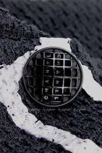 CHANEL 09S Black Sleeveless Tweed Dress 34 シャネル ブラック・ペイント・ワンピース 即発