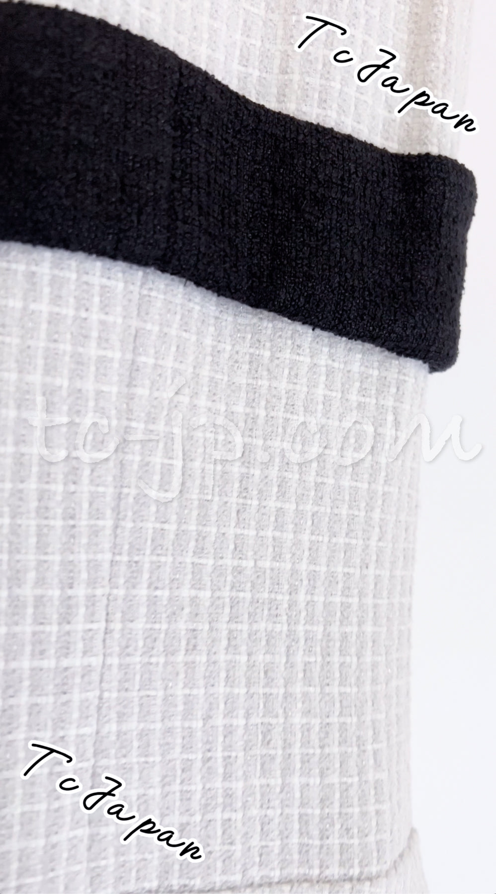 CHANEL 09S Black Ivory Two Tone Color Jacket Dress Carla Bruni 36 38 シャネル ブラック アイボリー  黒白 ツートンカラー ジャケット ワンピース 定番 即発