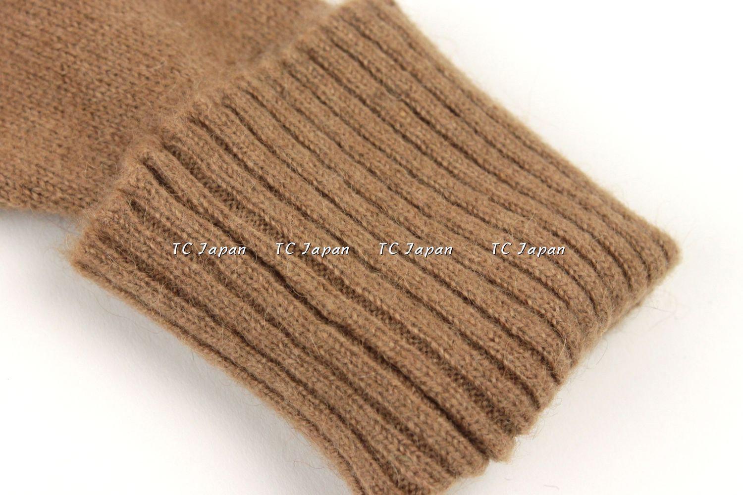 CHANEL Brown Camel Hair Cardigan 38 40 シャネル キャメルヘアー・カーディガン 新品タグ付き 即発 - シャネル TC JAPAN
